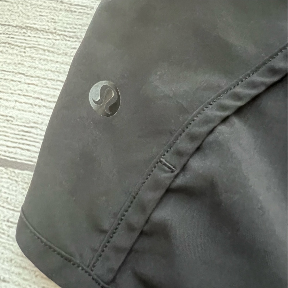 lululemon athletica Black Athletic Shorts - Picture 3 of 10
